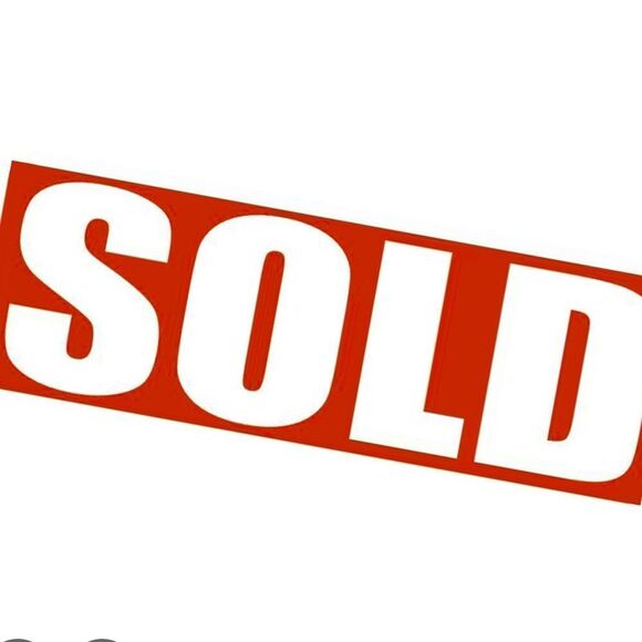 SOLD Lululemon Black tights/leggings Capri, size XS (6) preowned - Picture 1 of 12